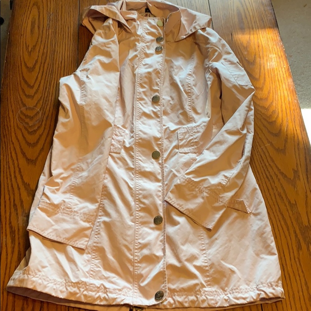 Super Cute Guess Coat in Excellent Condition!